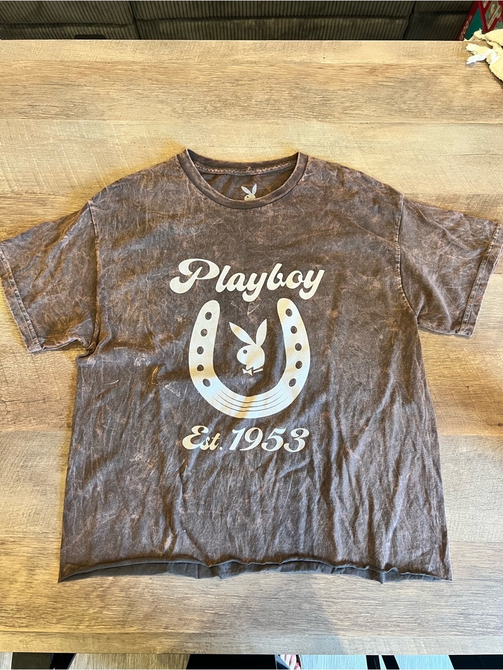Playboy Est. 1953 horseshoe mineral wash crop tee